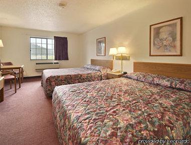 Super 8 By Wyndham Roscoe Village Coshocton