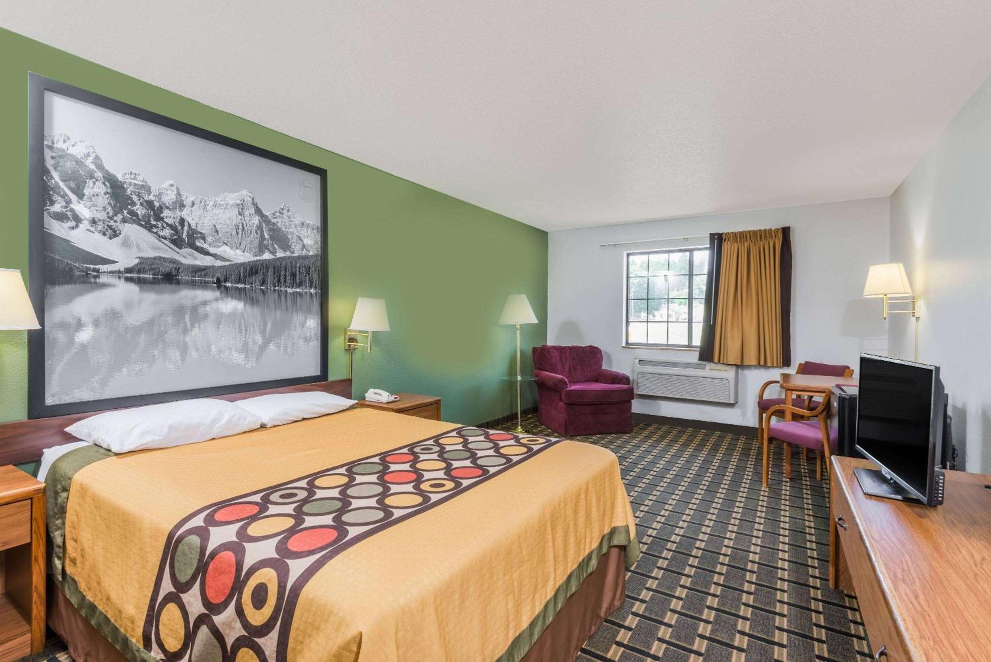 Hotel Super 8 By Wyndham Roscoe Village Coshocton
